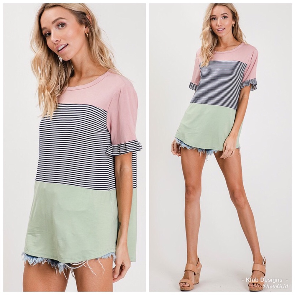 🛍LAST 1! Color Block Ruffle Tunic! - Picture 7 of 7